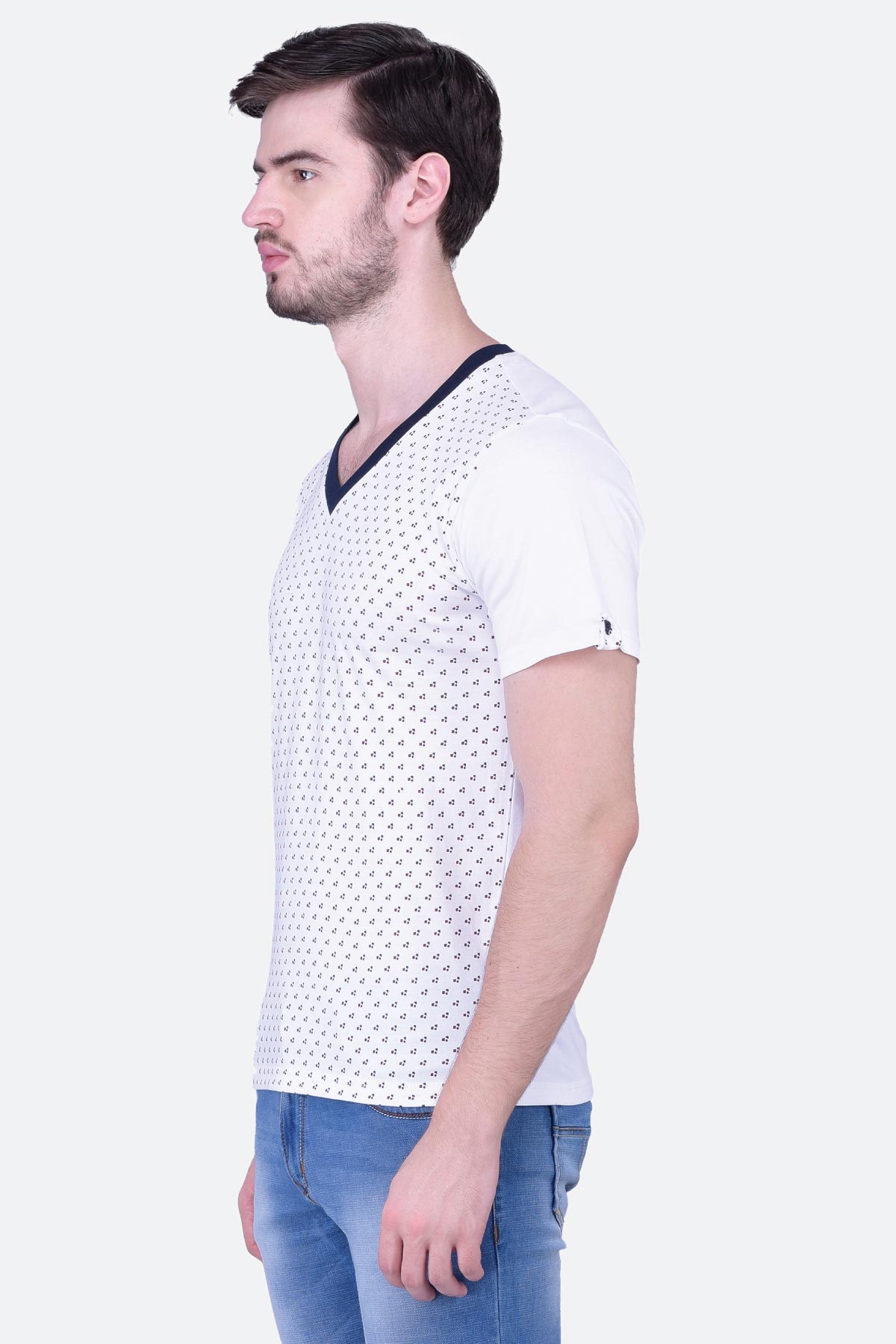 White V-Neck T-Shirt - Quontico